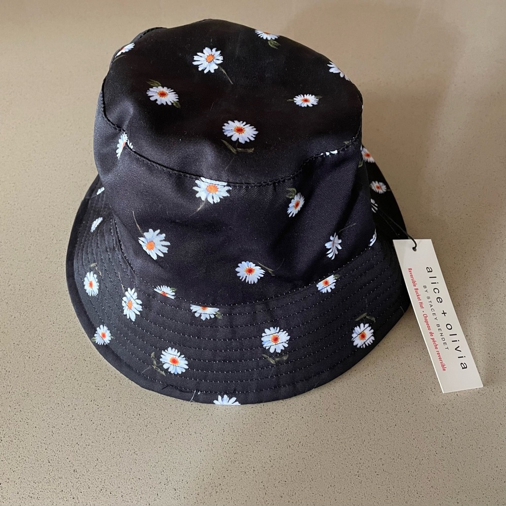 Alice + Olivia Black Floral Bucket Hat